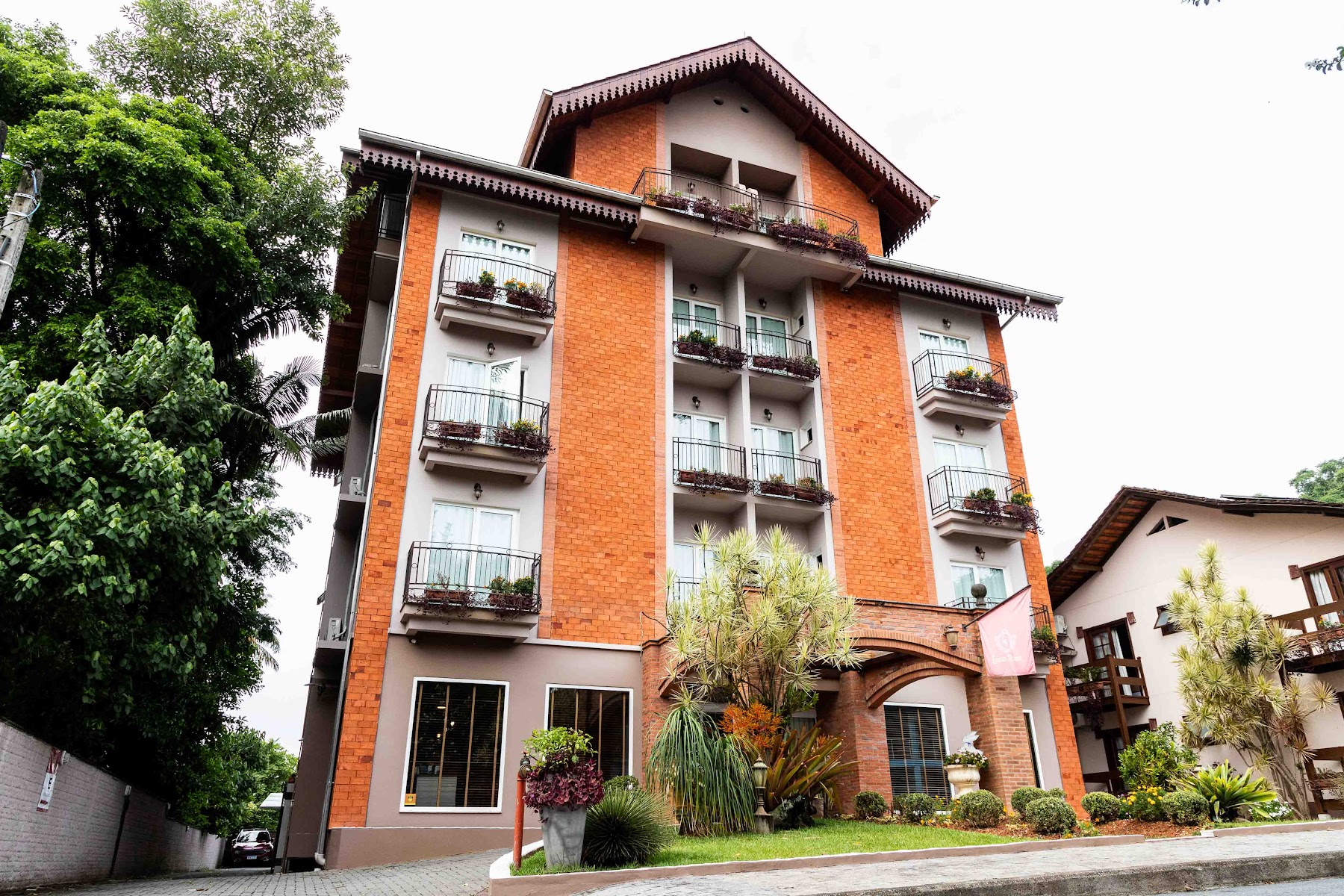 Lena Rosa Premium Hotel e Pousada