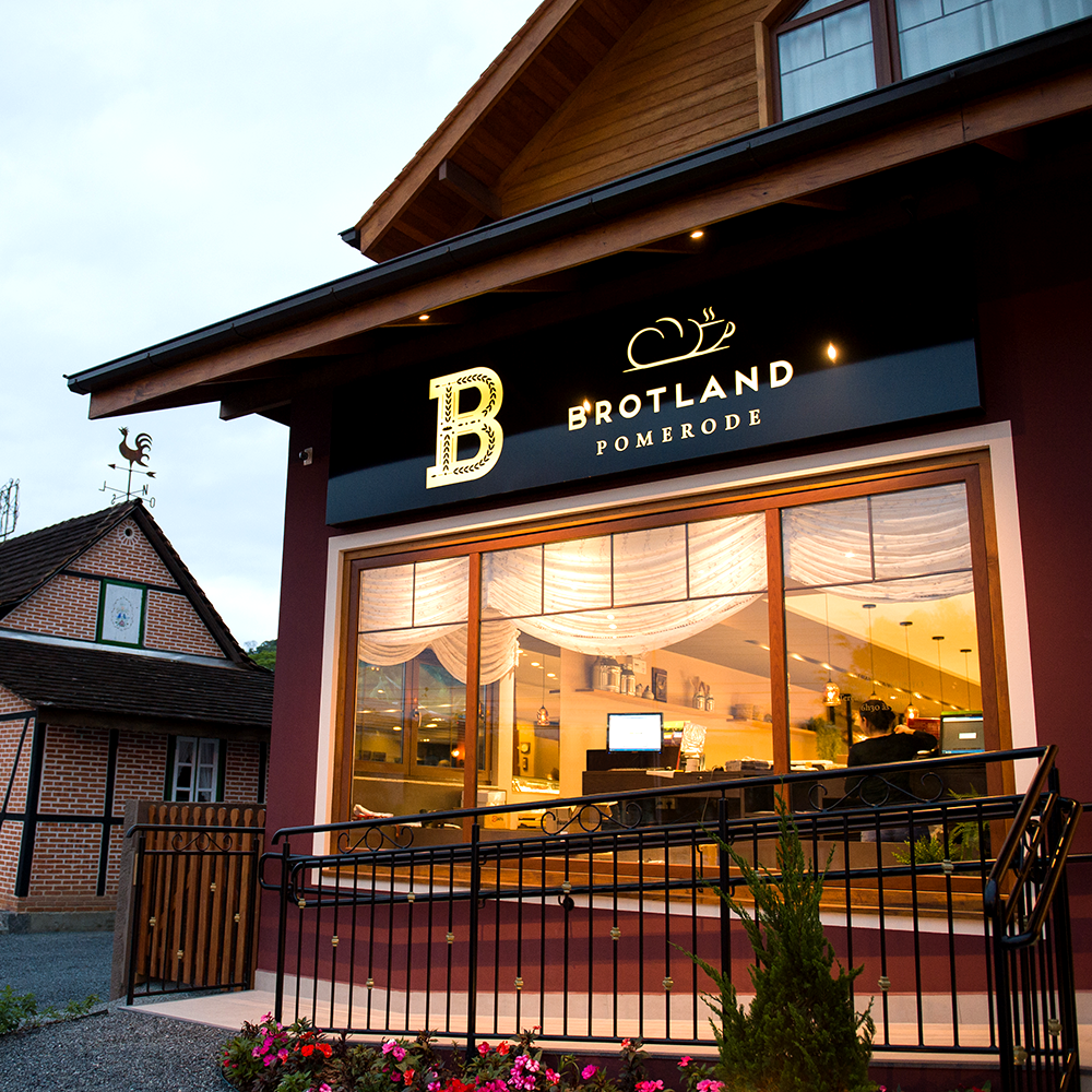 Restaurante Brotland e Café Colonial